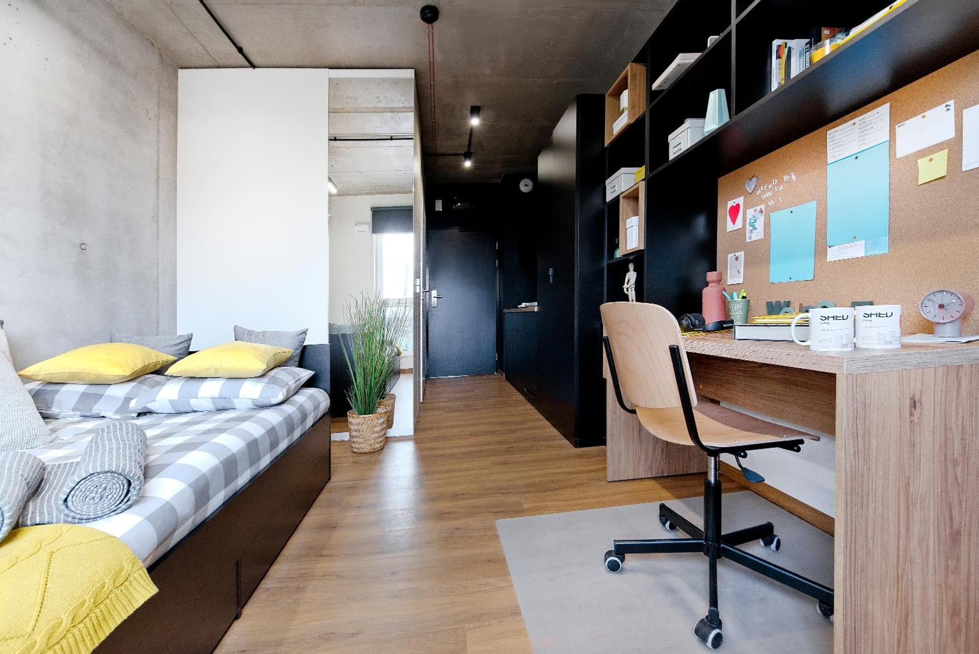 Shed Living Krakow Aparthotel Exteriör bild