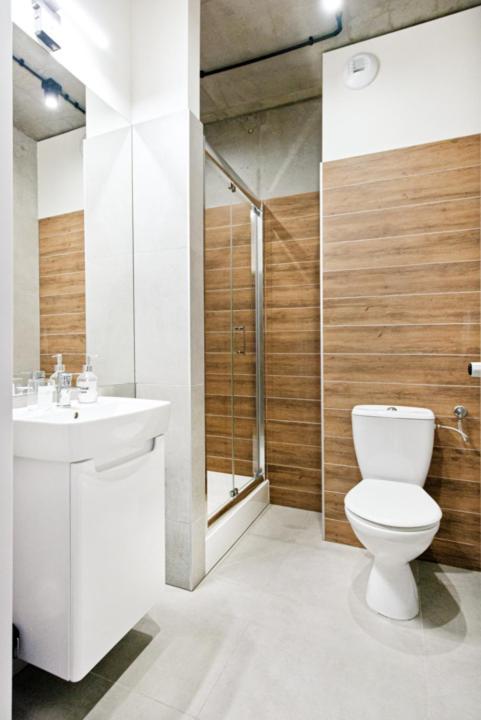 Shed Living Krakow Aparthotel Exteriör bild